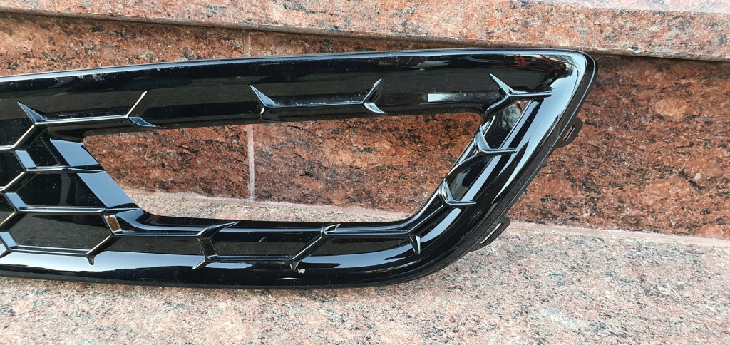 Ford focus mk3 рестайлинг  st решётка  решётка радиатора решётка бампера + левая решётка боковое в Украине