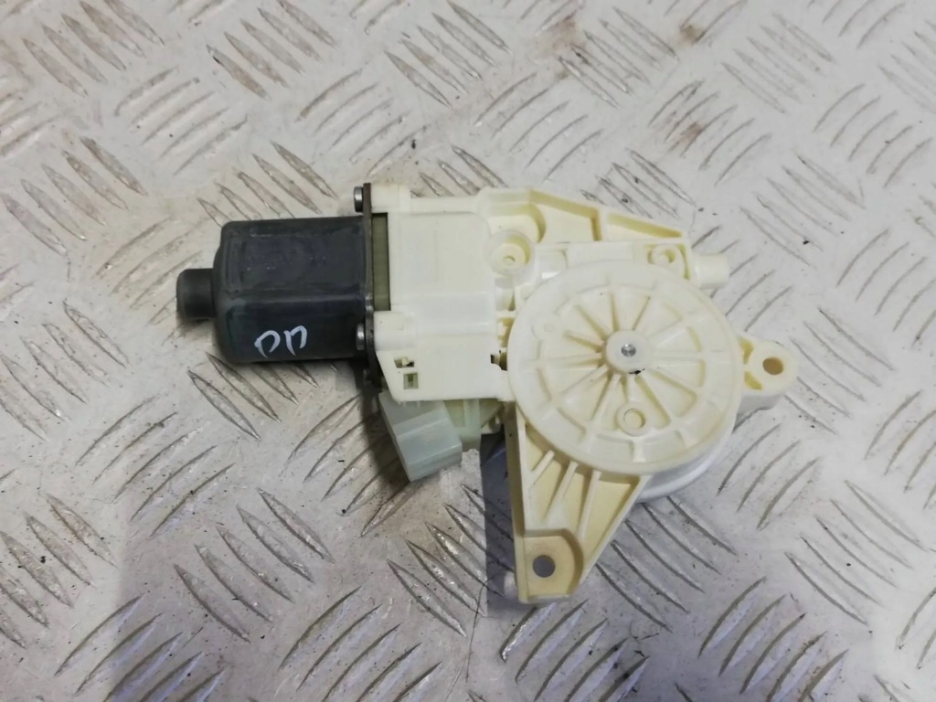 фото №1, Mercedes b klasa w246 двигатель стекло правый перед