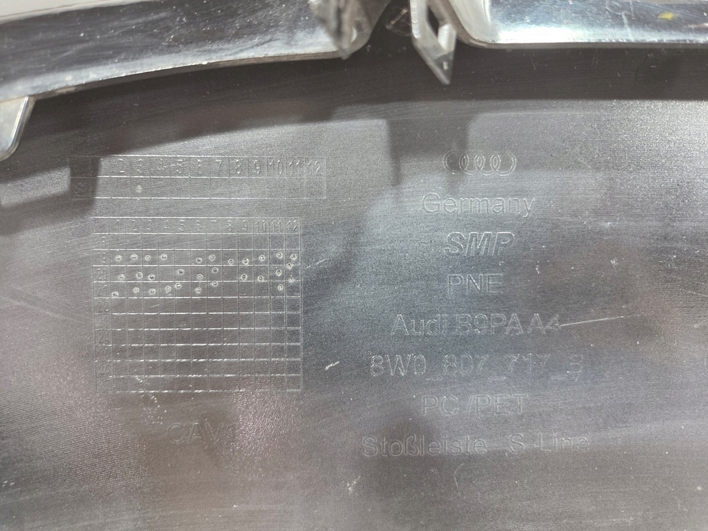 фото №10, Audi a4 s4 s-line b9 8w0 lift 19- спойлер молдинг бампера перед 8w0807717b