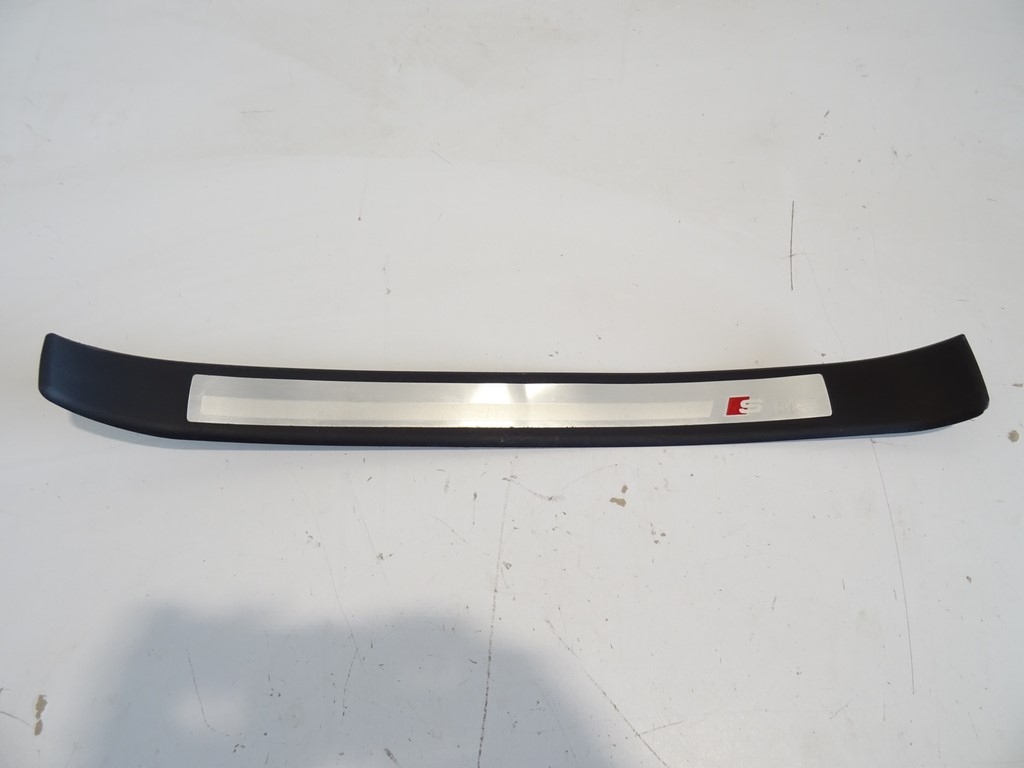 фото №1, Audi a4 b7 молдинг порог левый перед s-line