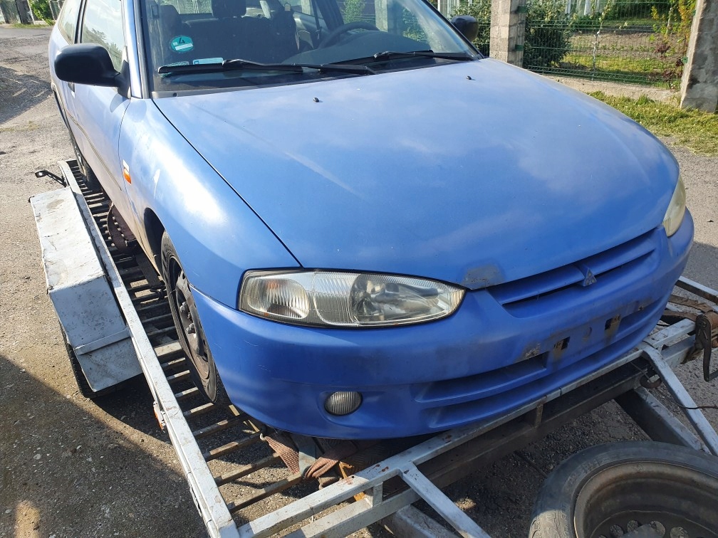 фото №9, Лампа задняя правая mitsubishi colt cj0 cjo 2003 1.3