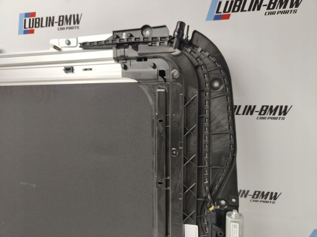 фото №12, Люк скляний дах панорама bmw u06 active tourer