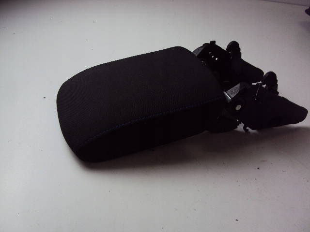 фото №2, Подлокотник vw t-roc 1.5 tsi 20 r