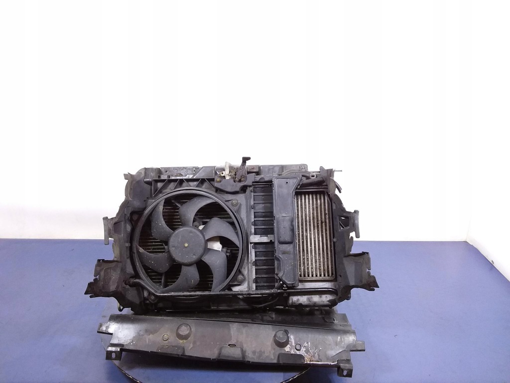 фото №1, Peugeot 407 i 1.6 hdi комплект радиатор вентилятор