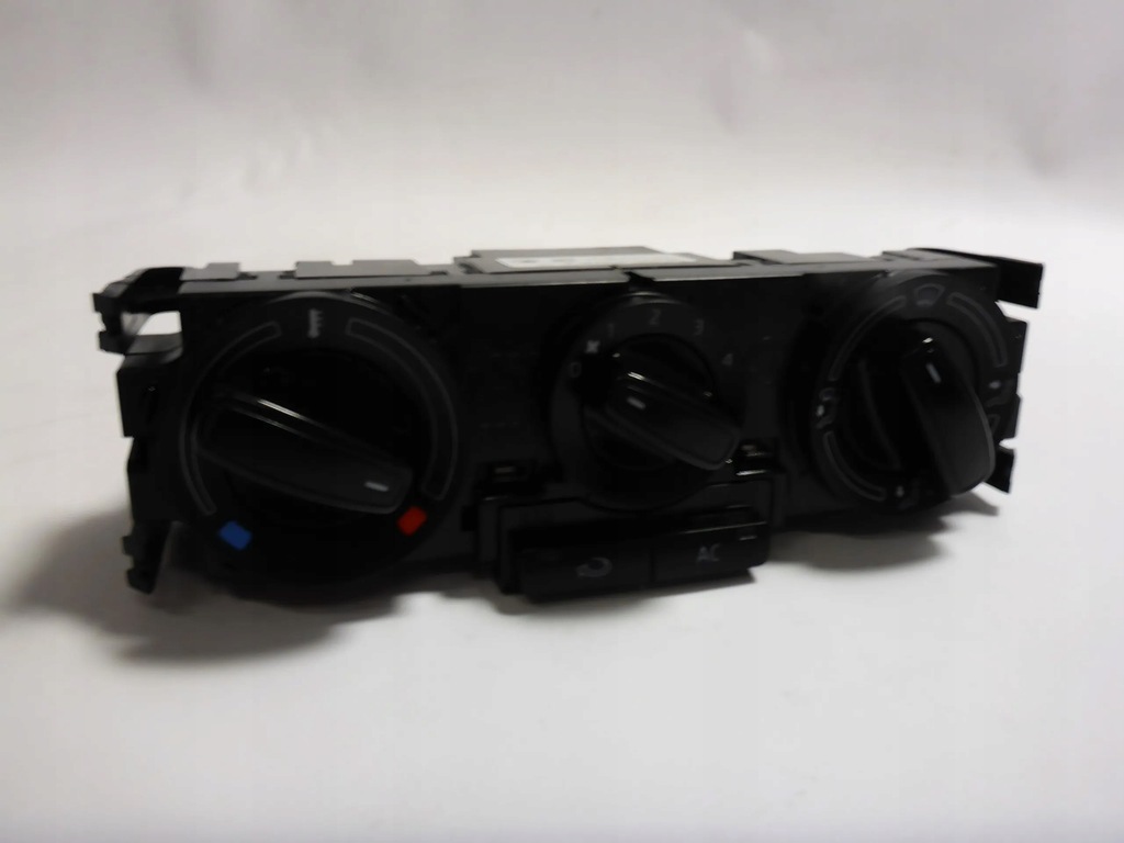 фото №1, Панель кондиціонера обдув skoda rapid nh 12-