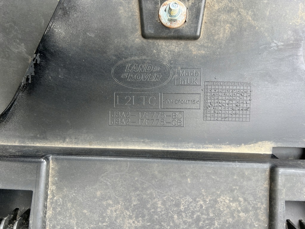 фото №11, Range rover velar dynamic l560 спойлер бампера передний