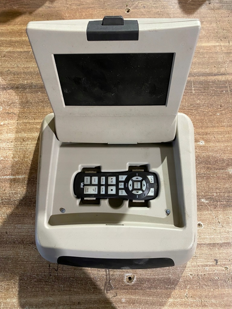 фото №1, Jeep commander xk монитор dvd pilot