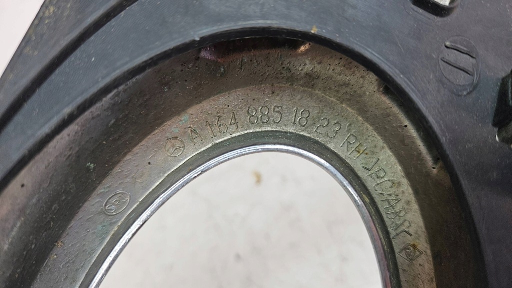 фото №8, Mercedes-benz gl 164 x164 1648850224 правая решётка противотуманной фары решётка радиатора