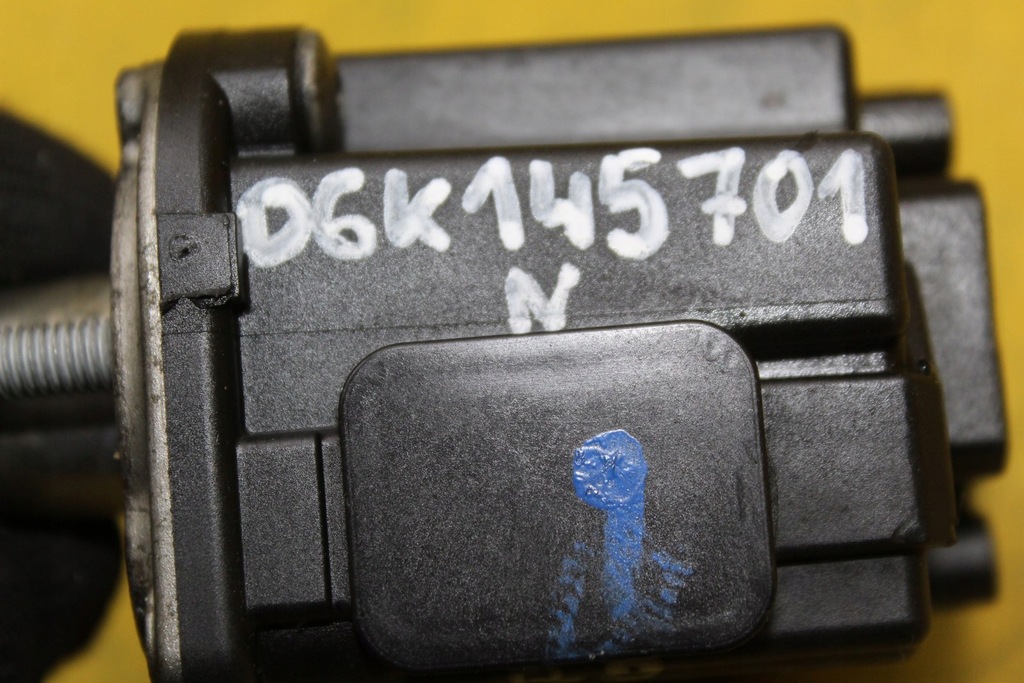 фото №8, Клапан блок керування турбіни 06k145725r a4 b8 1.8tsi