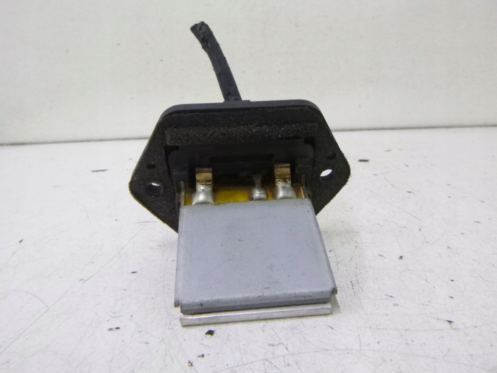 фото №1, Резистор вентилятор kia carnival 00r.