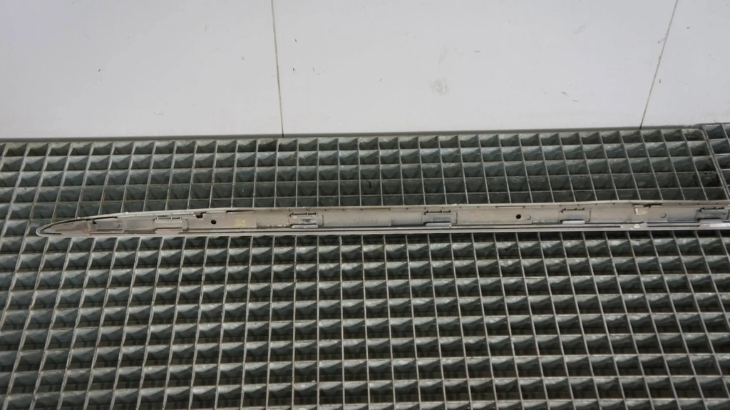 фото №11, Молдинг порог правая audi a5 8t 8t0854932a 3d coupe