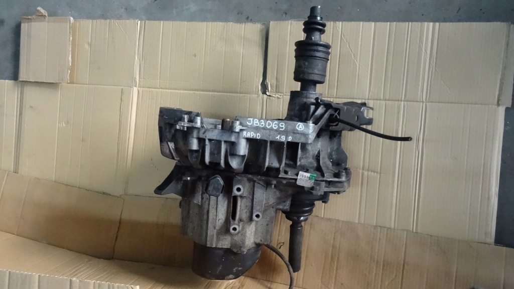 фото №1, Renault rapid 1.9 d коробка передач передач jb3069