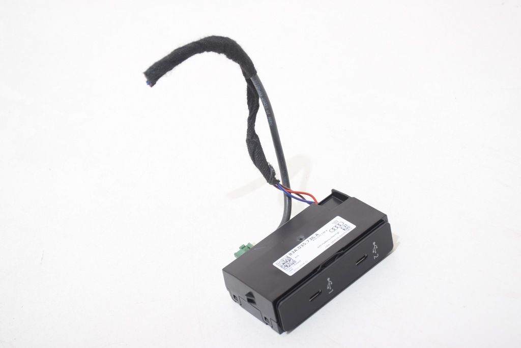 фото №1, Audi q3 ii 83a f3 sportback роз'єм port вхід usb 22r