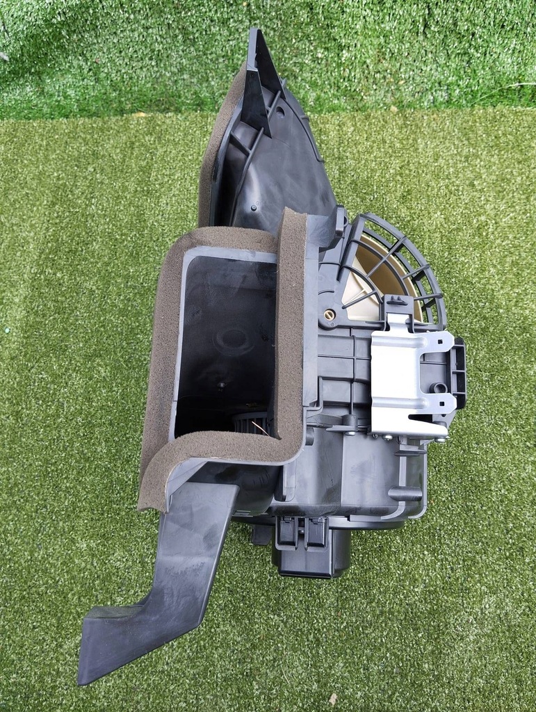 фото №7, Воздуходувка вентилятор subaru xv i forester sj iv 13- 72210fj030 eu