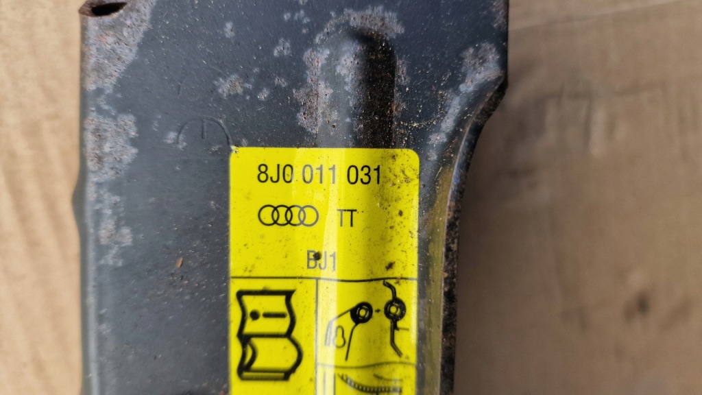 Audi tt 8j підйомник автомобільний 8j0011031 оригінал в Україні
