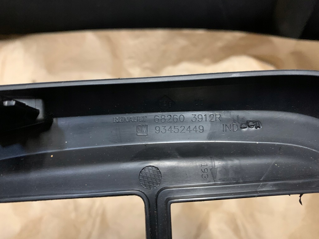 фото №11, Рамка радио trafic iii 682603912r vivaro b рама