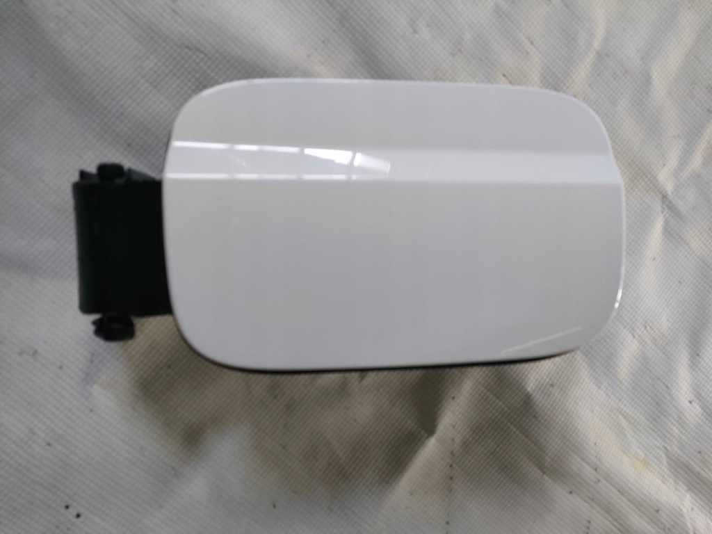 Купить Mercedes w204 lift kombi крышка топлива polarweiss