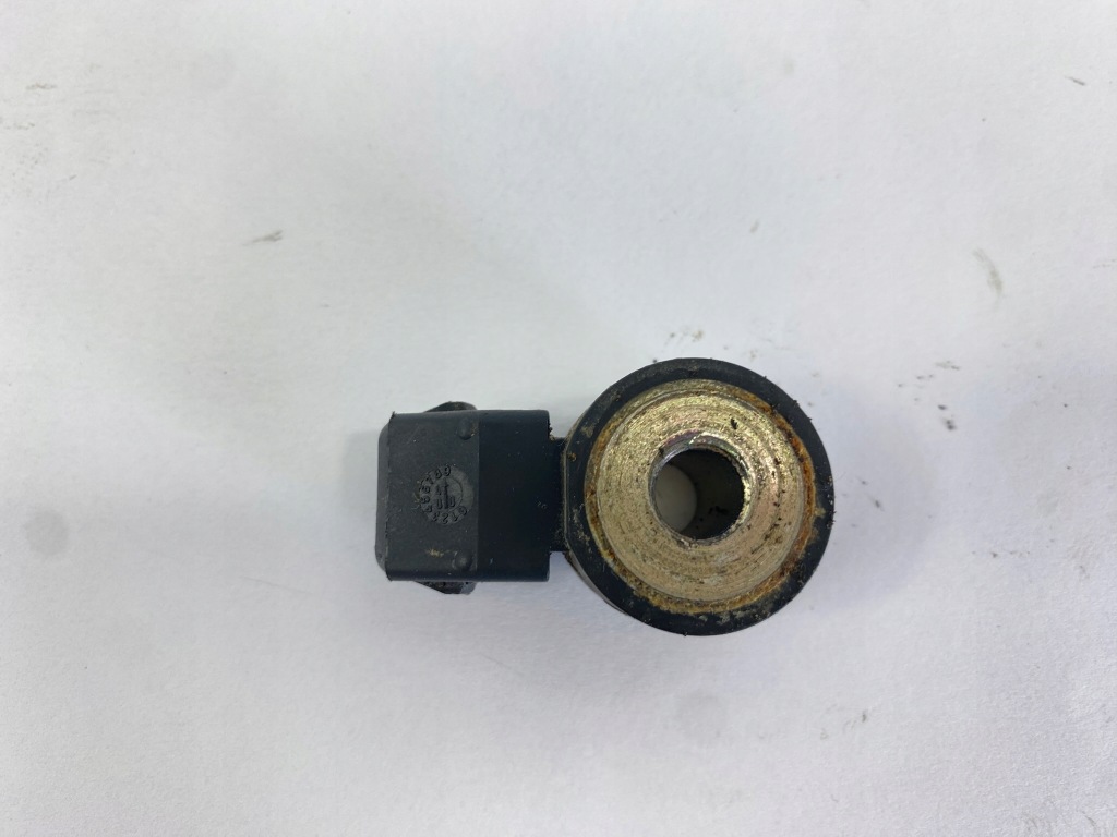 Датчик детонационный spalania детонационный mercedes m111 w202 r170 w203 0041534628 Недорого