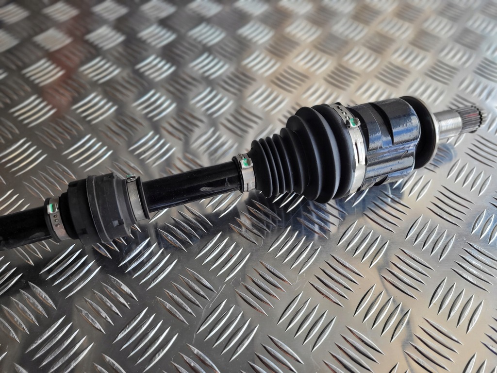 фото №3, Toyota yaris cross приводной вал передняя правая оригинал fv