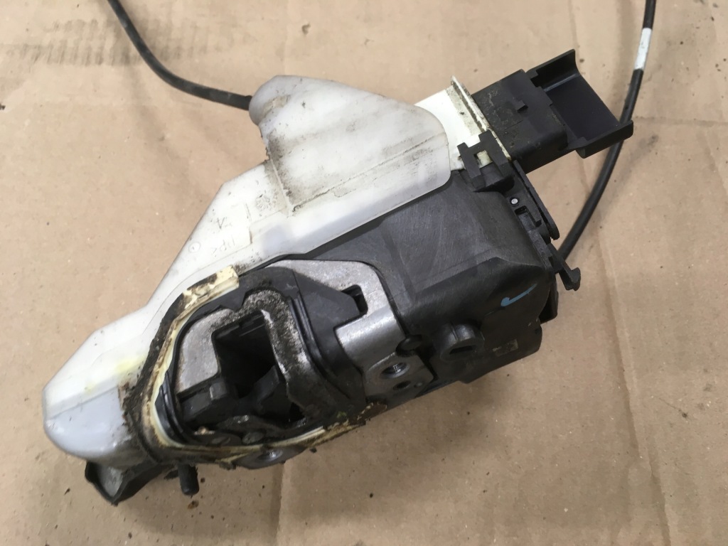 Купить Замок дверь перед peugeot 508 psa851916 psa851917