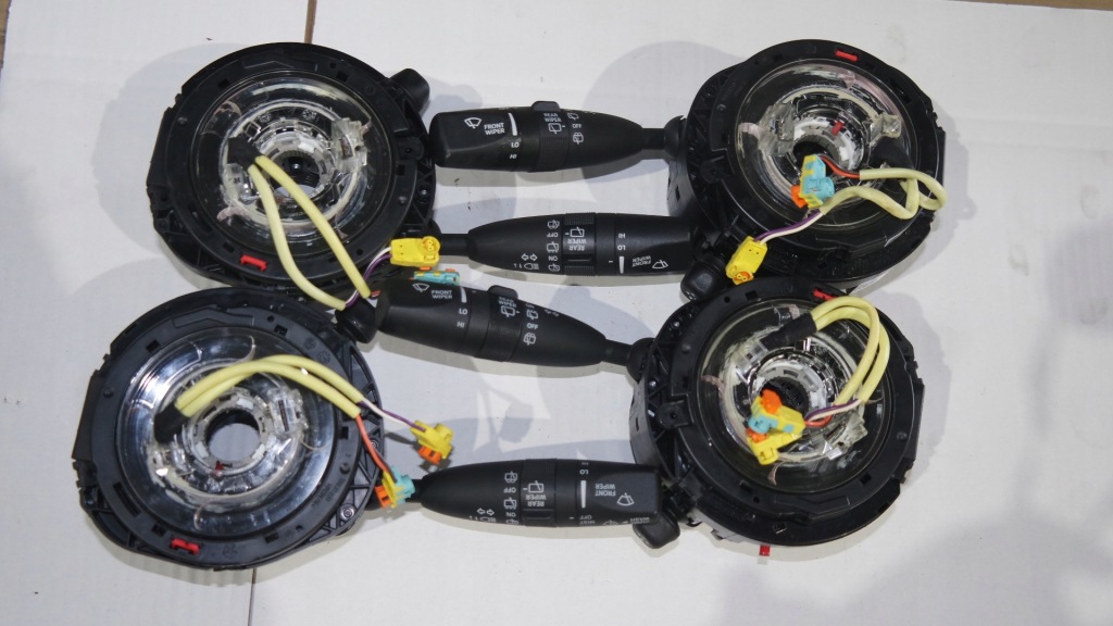 фото №1, Переключатель комбинированный переключатели maserati 670194387