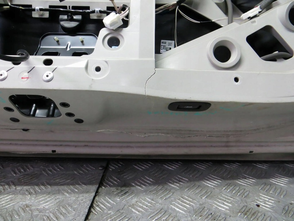 фото №10, Nissan x-trail t32 крышка багажника багажника ean 14-