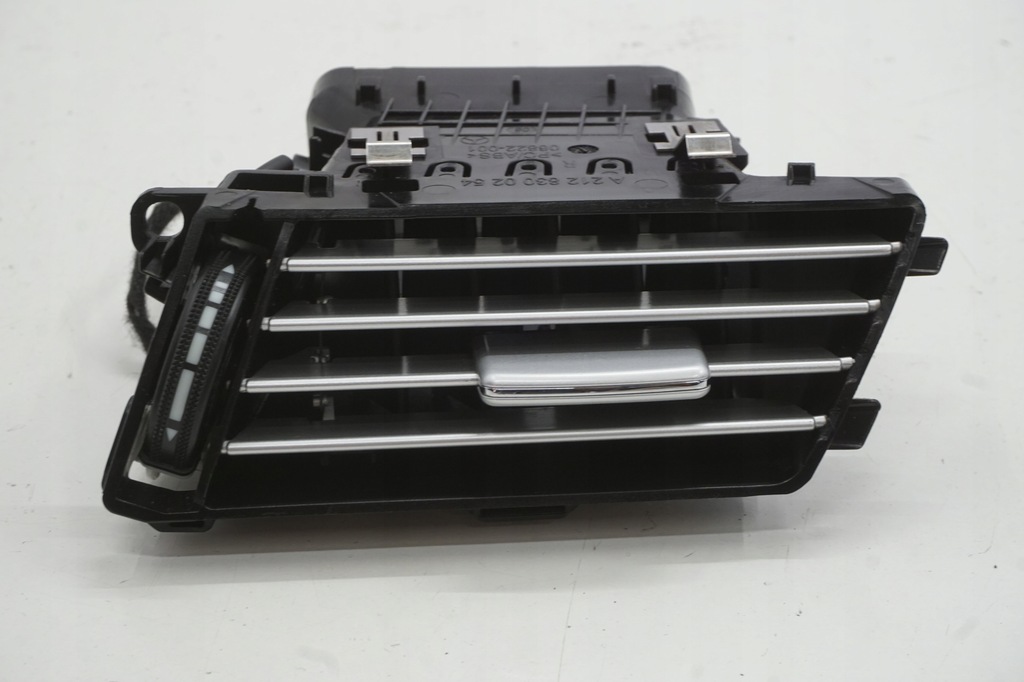 фото №1, Mercedes w212 решітка обдув права a2128300254