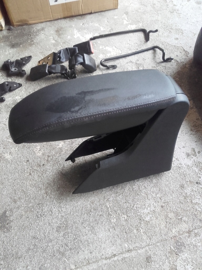 фото №7, Peugeot 208 gti xy 3d сиденья заднее сиденье обшивки