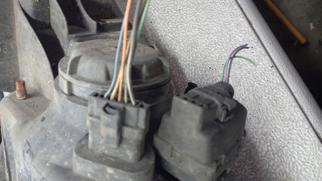 фото №8, Фара левый renault megane kombi 04r