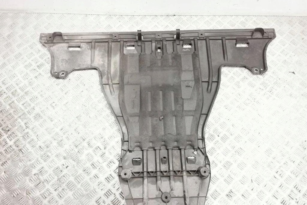 фото №9, Задня середня захист підвіска vw id.5 e39 1ea825102c electric 2021