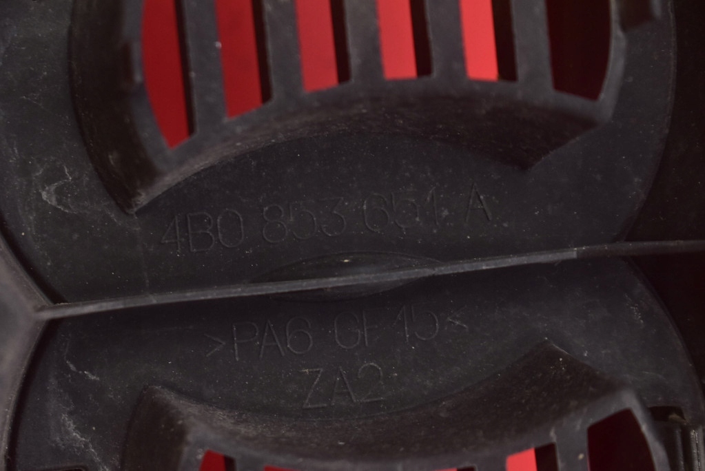 фото №11, Решітка радіатора решітка радіатора czarna 4b0853651a audi a6 c5 97-01