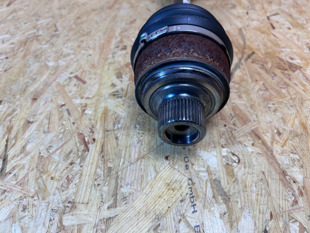 Привідний вал привідна перед передня audi e-tron 55 4ke 4ke407271b 2018- Ціна