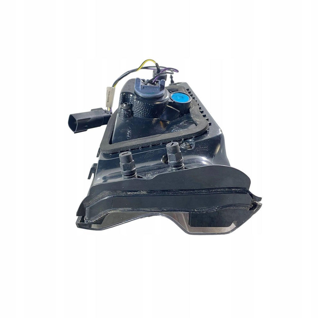 фото №6, Ford escape iv 2022 левая сторона лампы задний крышки багажника