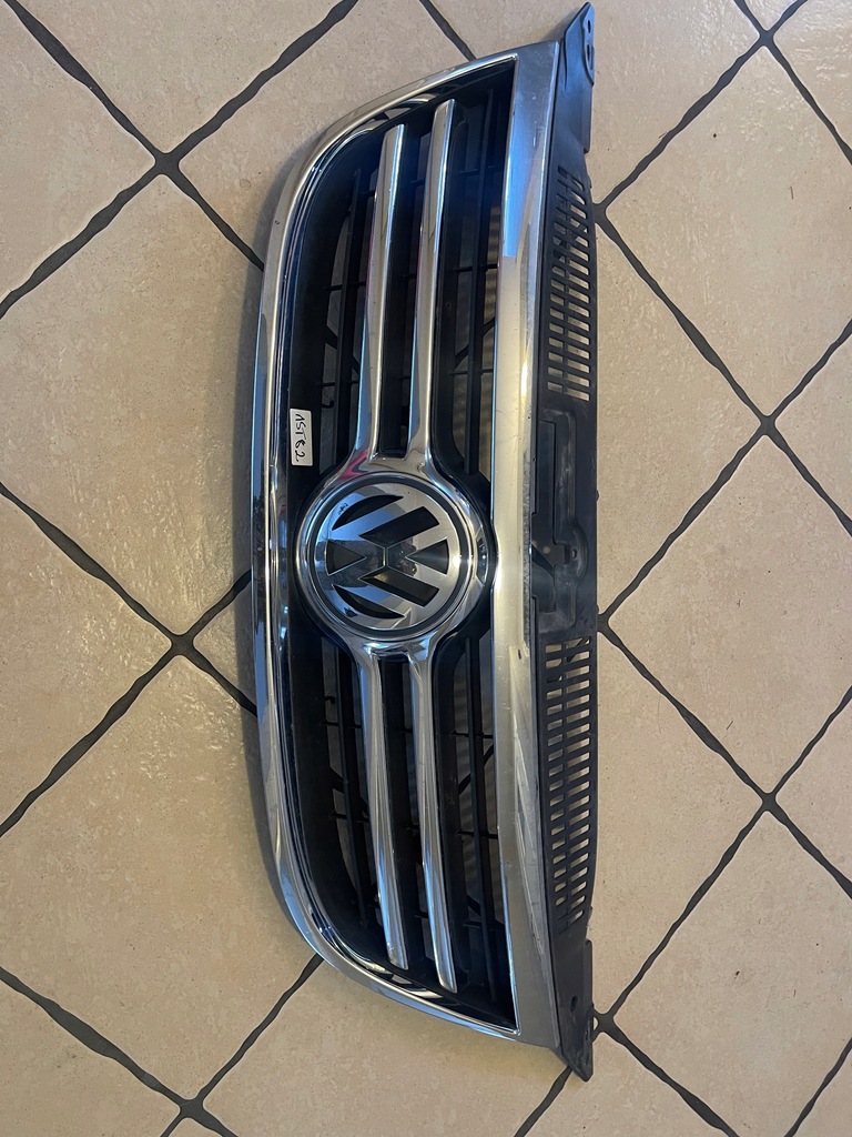 фото №1, Vw tiguan i решётка радиатора решётка радиатора оригинал