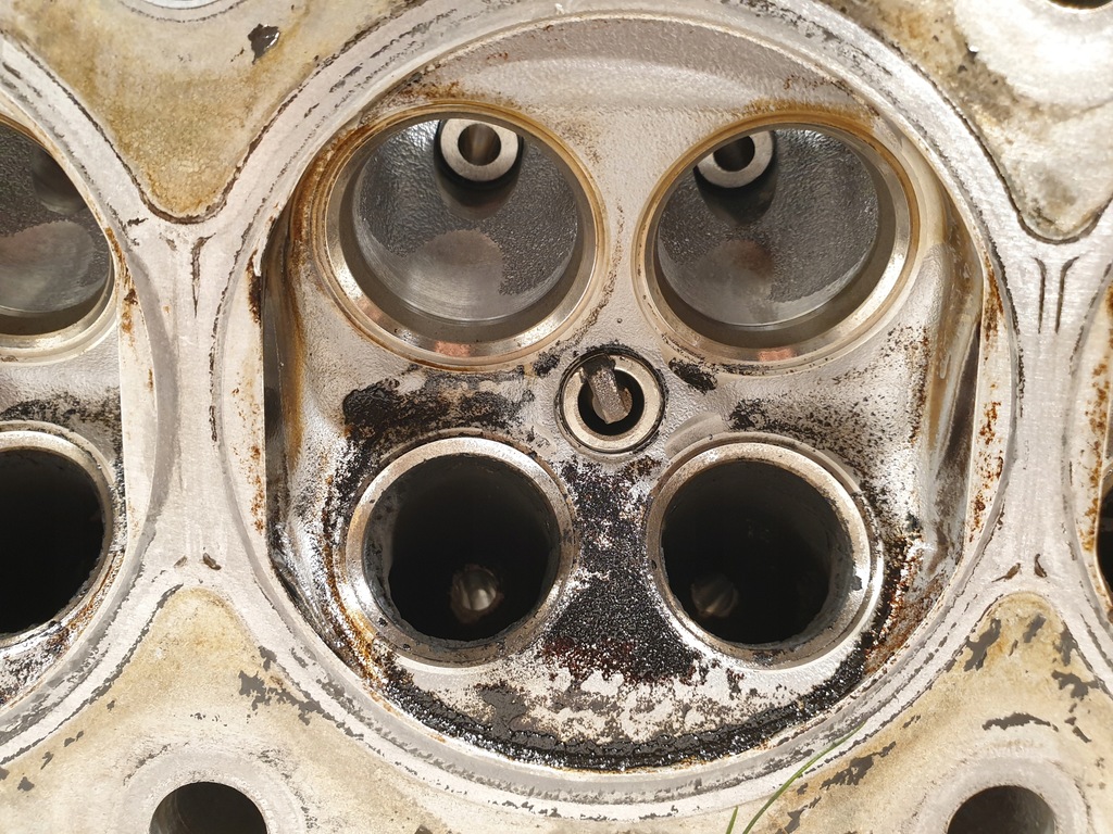 фото №8, Volvo s60 v70 xc70 xc90 головка оригинальный номер 1001837