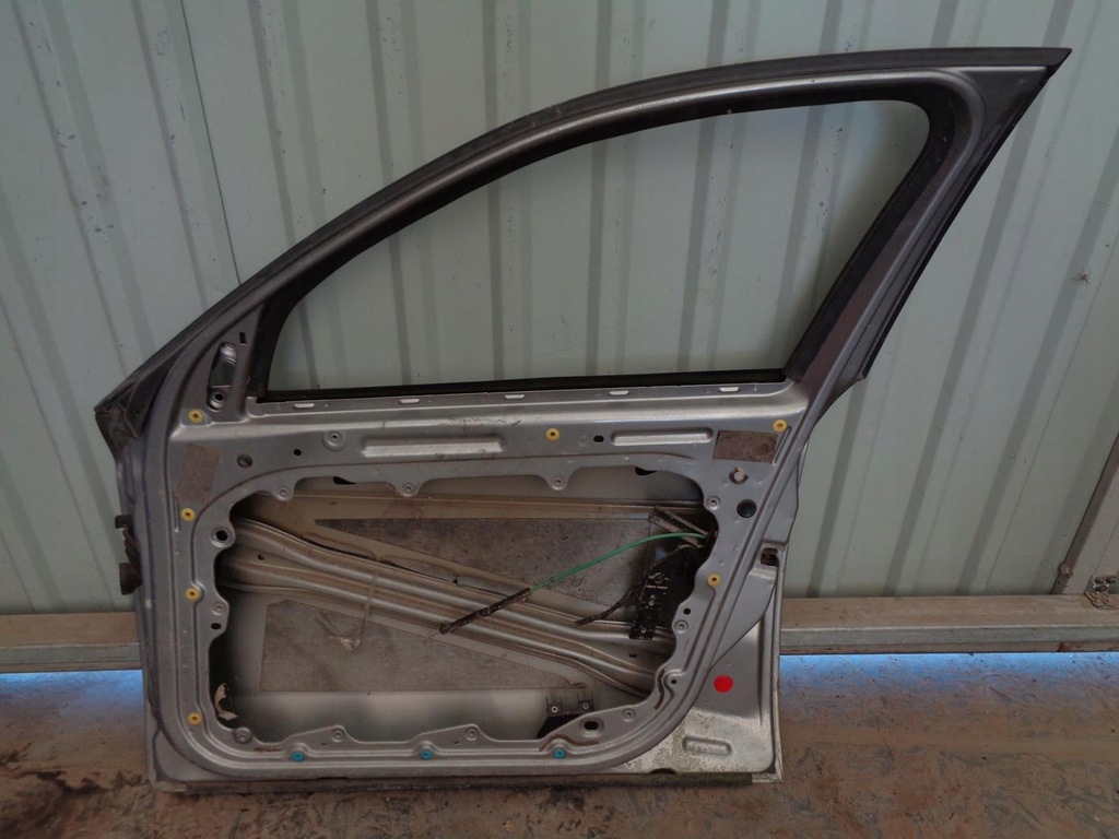 фото №11, Дверь alfa romeo 159 05-11r. правое передние 651