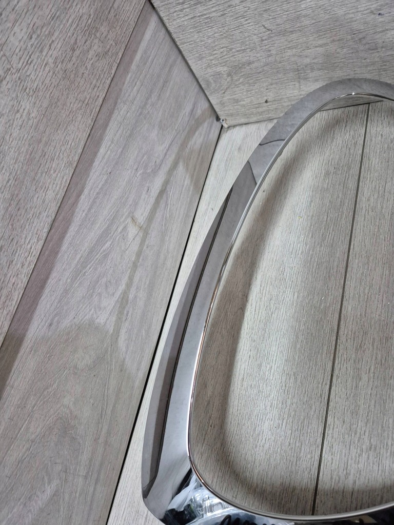 11313. mini f60 хром лампа правий перед 7388118 в Україні