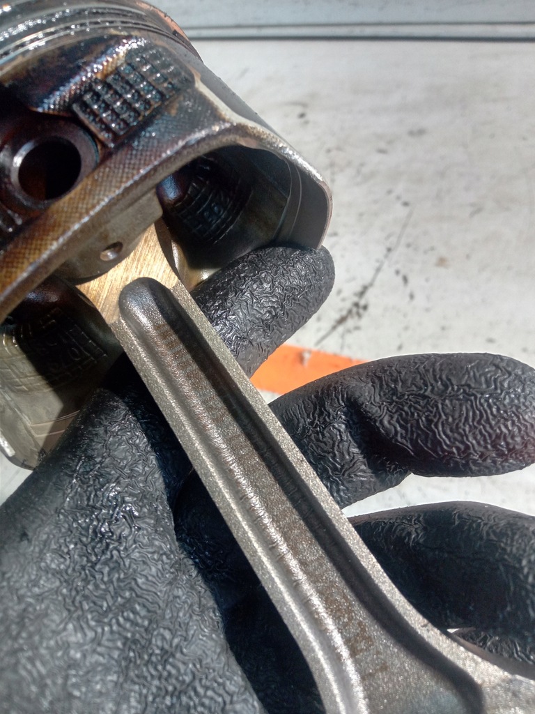 фото №5, Ford focus mk3 поршень поршні 1.6 бензин