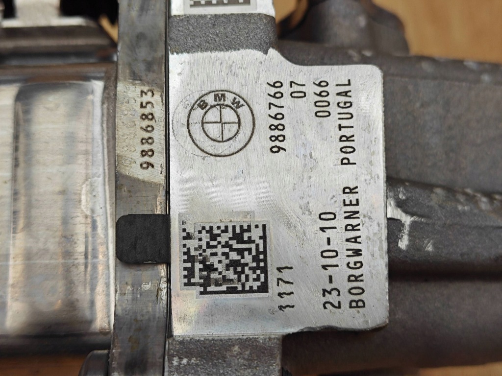 Оригінальна радіатор вихлопних газів клапан egr bmw 3.0d x6 g06 g05 g07 9886766 12km Ціна