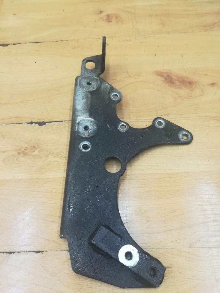 фото №2, Кронштейн кронштейн volvo v70 2.4 20v