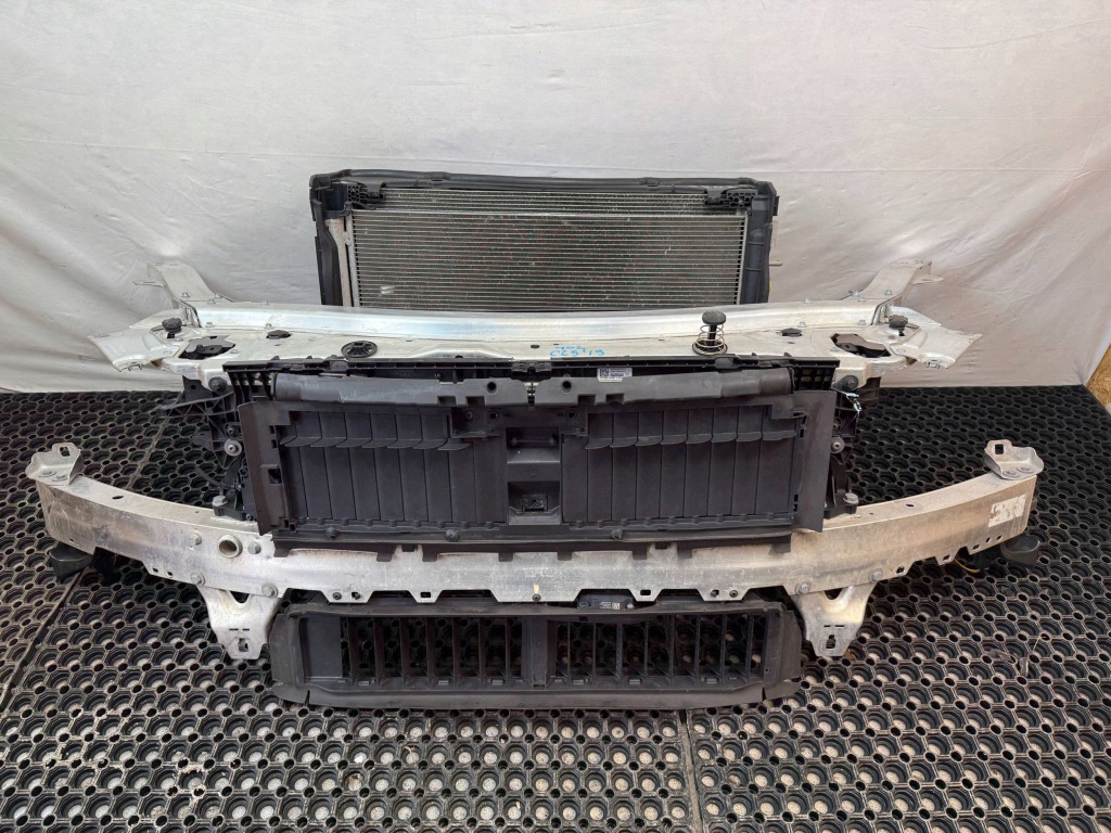 фото №1, Pas передний усилитель балка радиатор mercedes cls w257 c257 3.0b amg