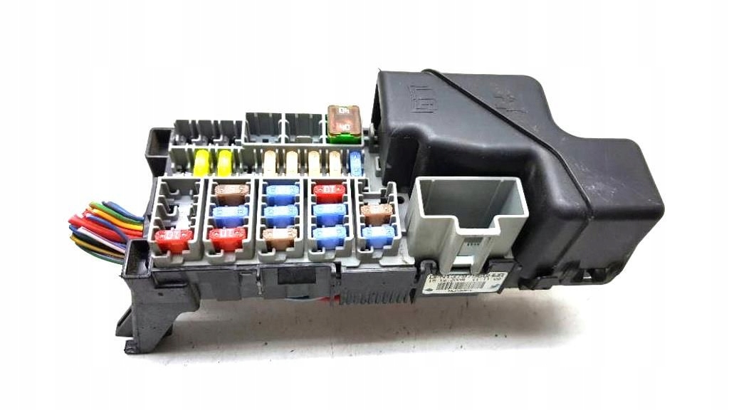 Купить Коробка предохранителей модуль volvo xc60 2.4 d5 европа  13797966