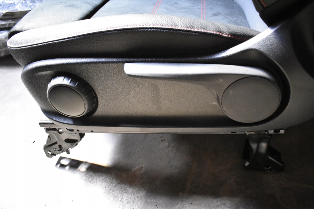 фото №12, Сидіння накладки декори карбон модулі підігрів kpl. mercedes glb x247 amg 22r. 1