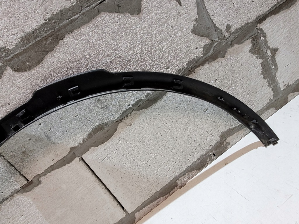 фото №6, Молдинг крила правий задня discovery 5 v l462 17+