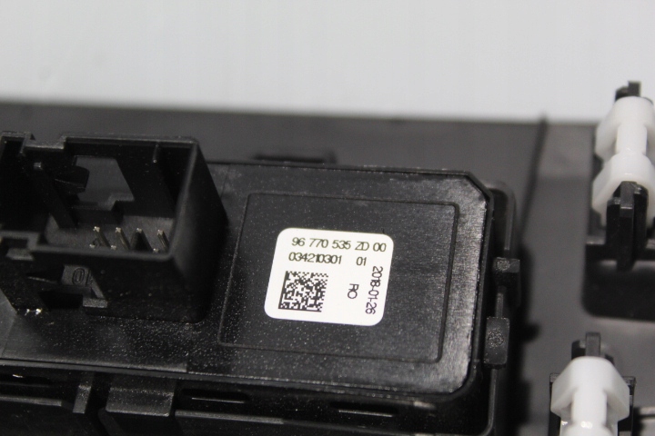 фото №4, Дисплей передач citroen c3 iii