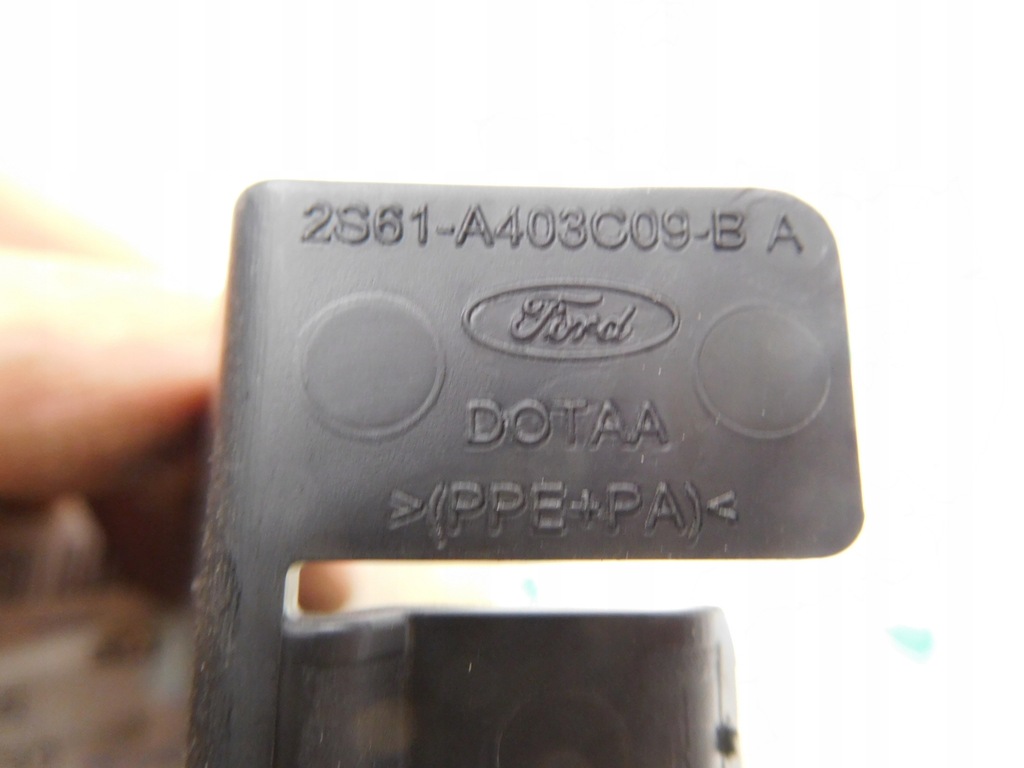 фото №6, Плита - замикаючий світло заднього ford fiesta 01-08 / fusion 01-12 1317956