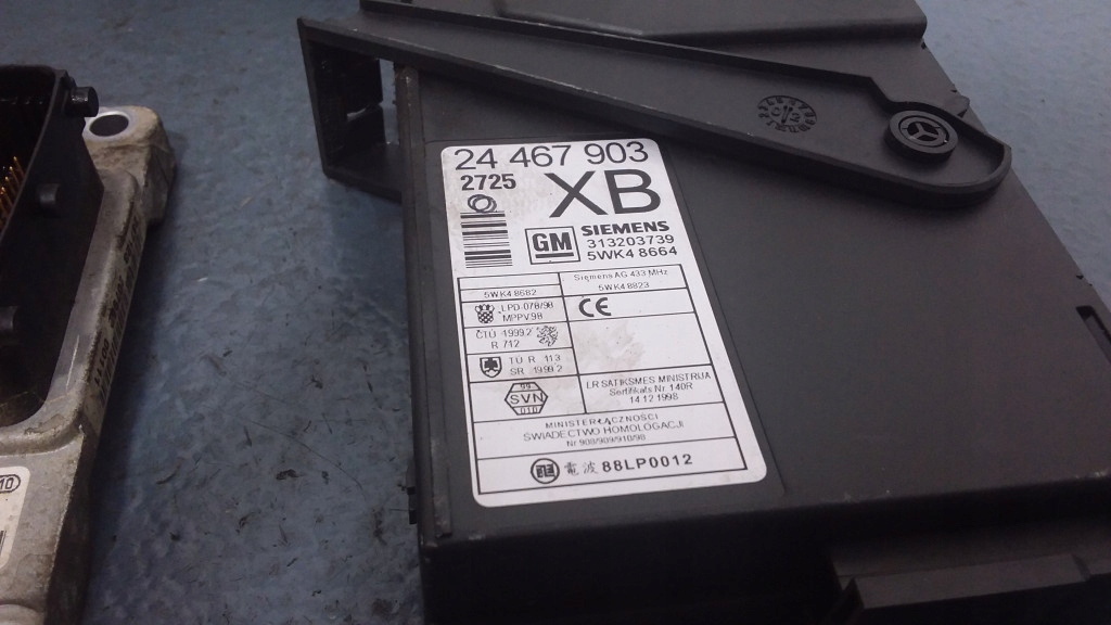 фото №5, Opel corsa c 1.2b набір стартовий двигуна 55350552 0261207962