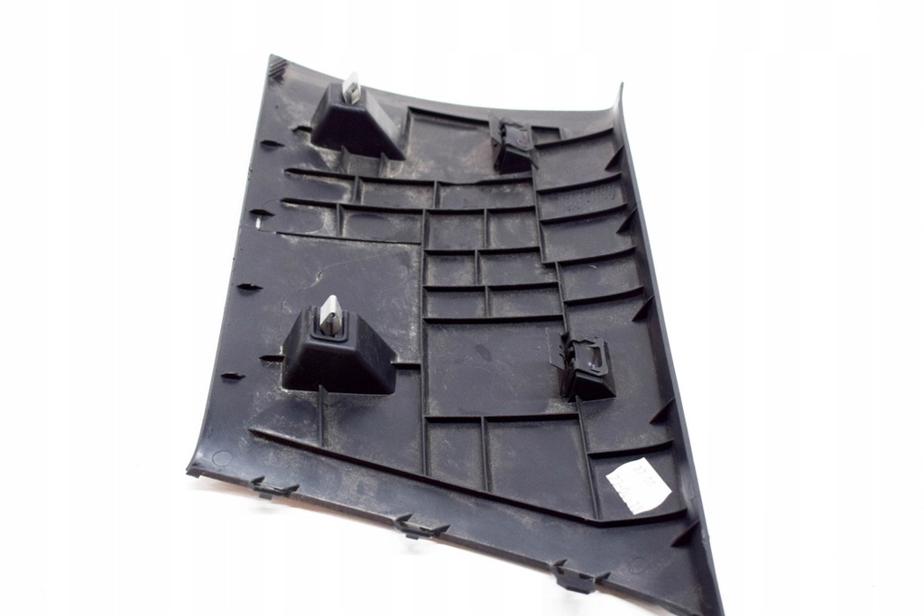 фото №5, Skoda octavia 5e 2.0 tdi rs задний левый блок двигателя d верхний молдинг 5e9867245 135k