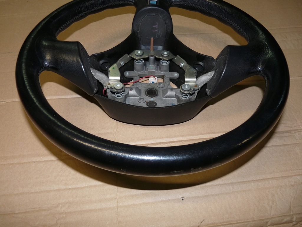 фото №5, Mazda mx5 воздуховод кожа nardi torino оригинал