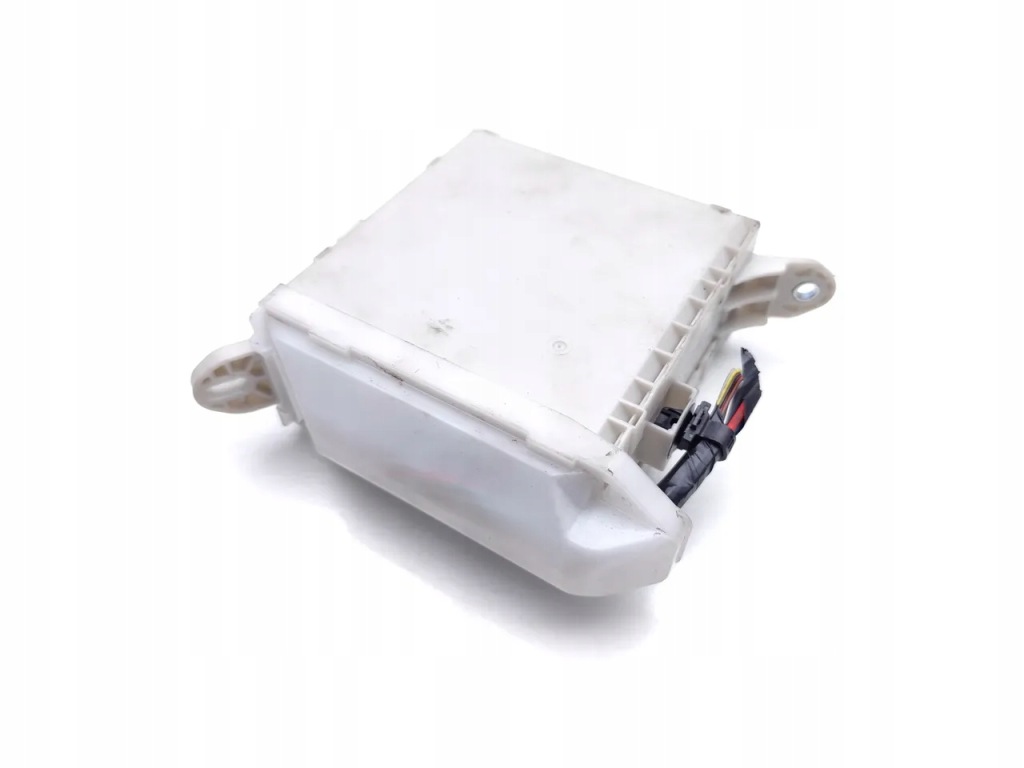 фото №9, Lexus ls рамка / модуль предохранителей 460 бензин 280kw 381 hp 82670-50160